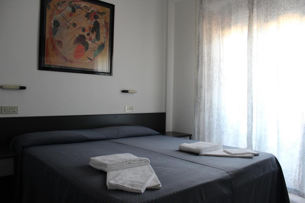 Hotel Grand Meeting Rimini Kültér fotó